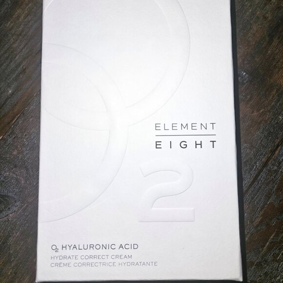 Brand New Element Eight O2 Hyaluronic Acid Cream 1.7 oz – Sealed in Box - Picture 2 of 3